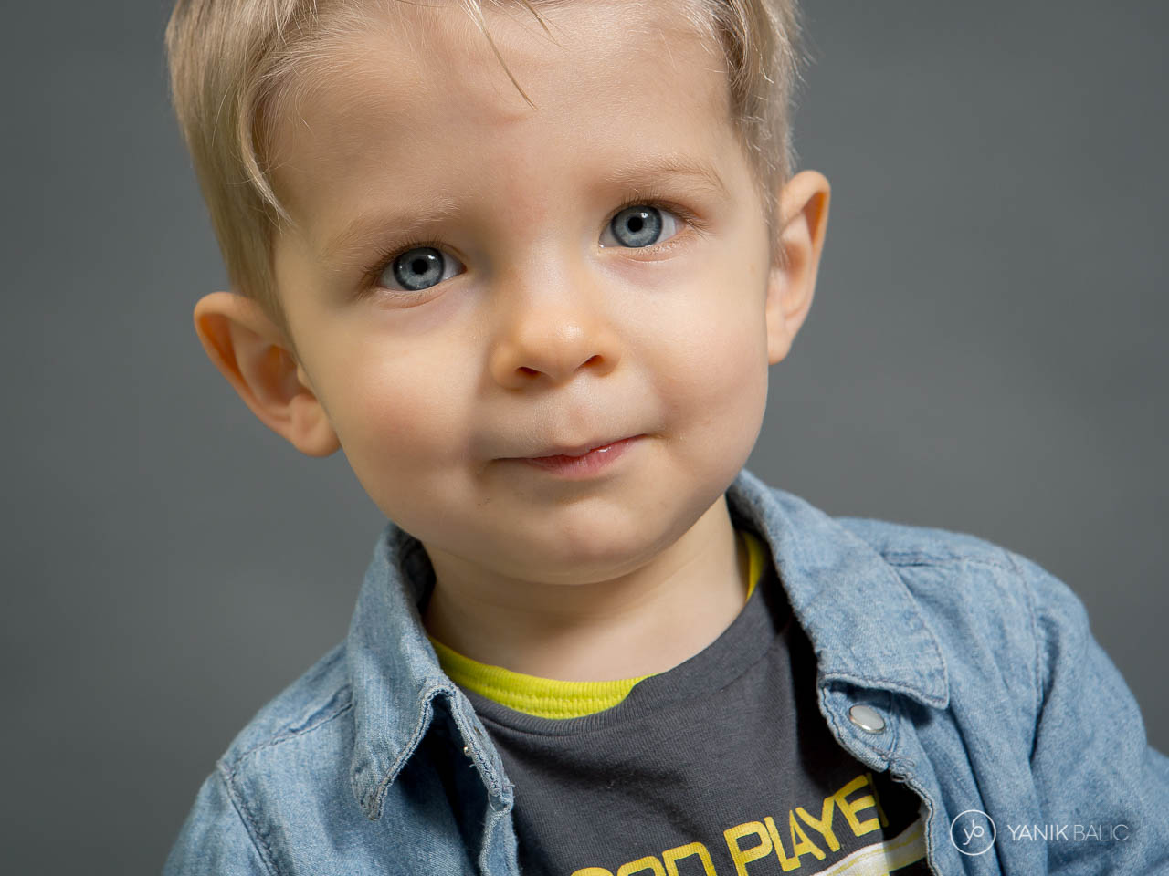 Séance photo d'un petit garçon - Yanik Balic - photographe professionnel